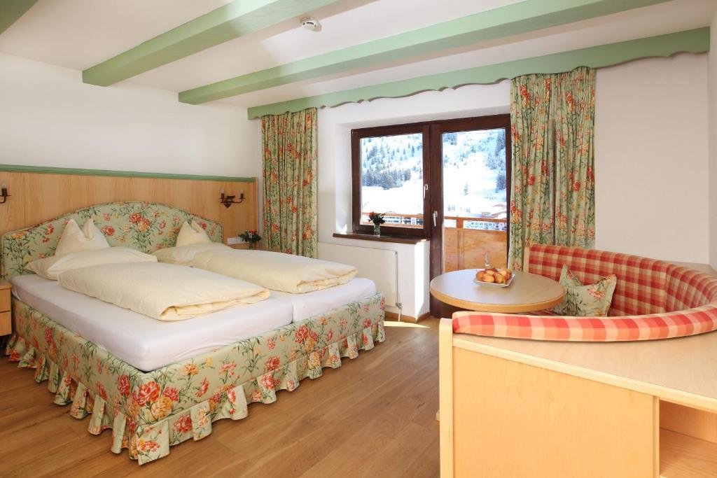 Hotel Anemone Lech am Arlberg Room photo